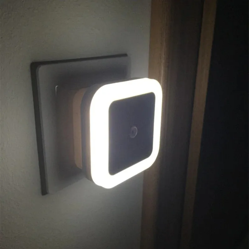 Luz Noturna LED com Sensor Automático - Imagem 2